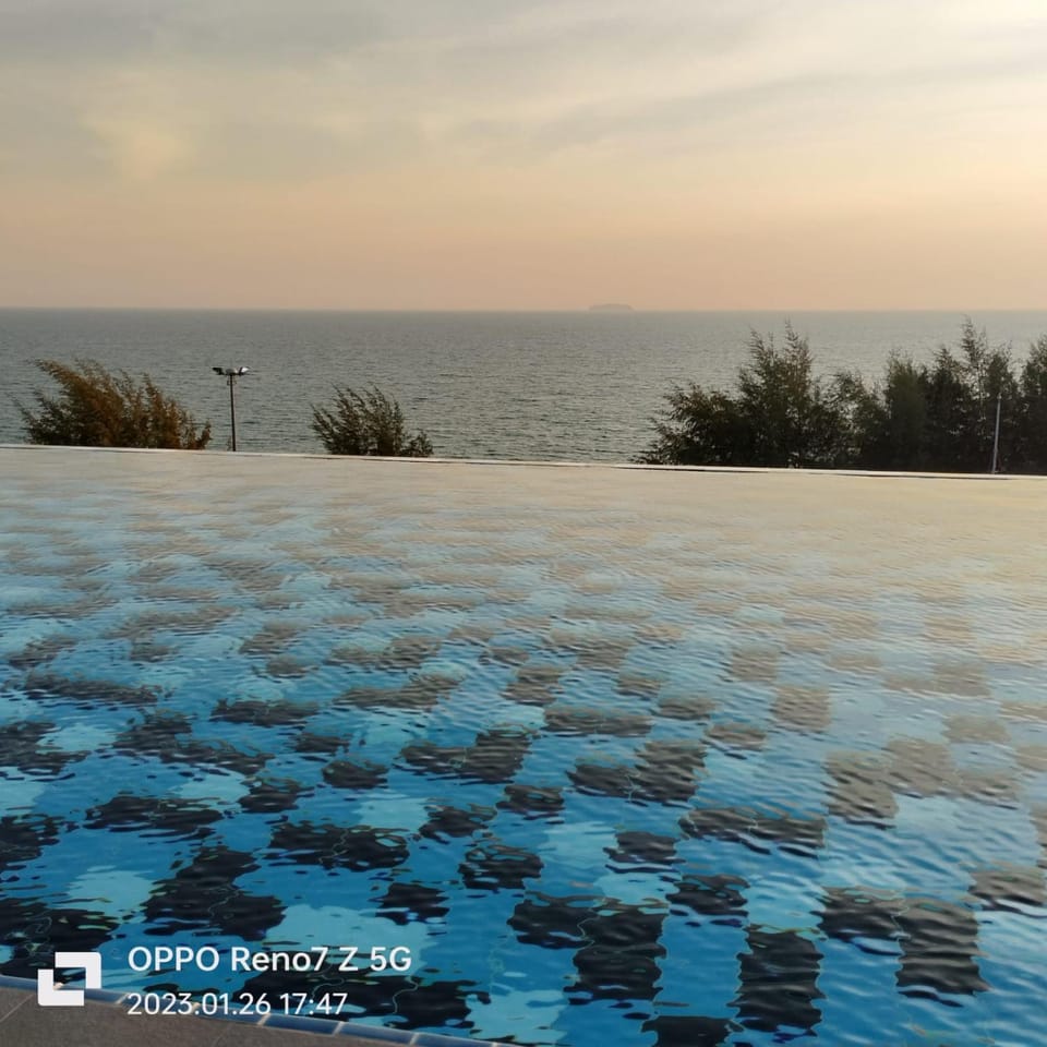 Sea view, Swimming pool