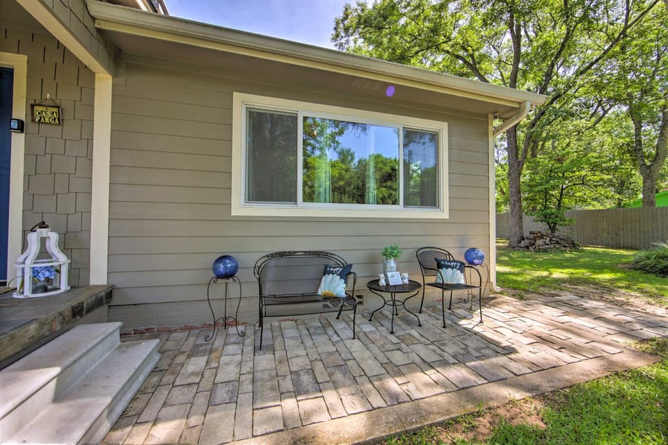 Cozy Canton Residence w/ Great Outdoor Space! House in Canton