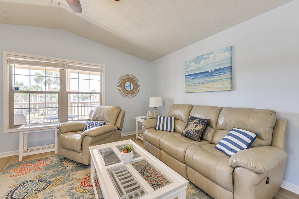 PCB Resort Condo w/ Private Balcony & 3 Pools! House in Panama City Beach