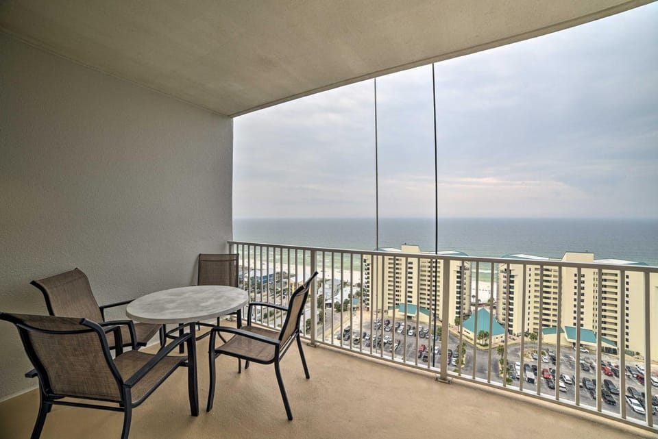 18th-Floor PCB Resort Condo w/ Amazing Gulf View! House in Panama City Beach