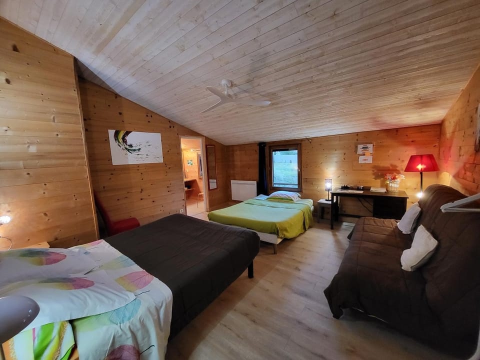 Photo of the whole room