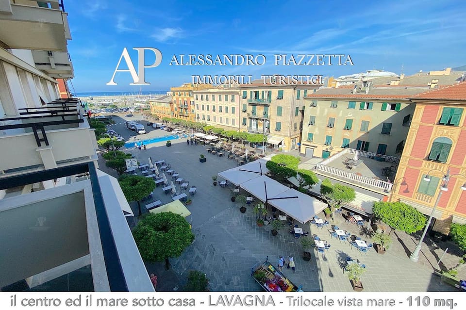 Property building, Bird's eye view, City view, City view