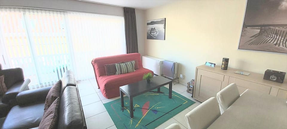 Marjori Oostende met gratis parkeerplaats Apartment in Ostend