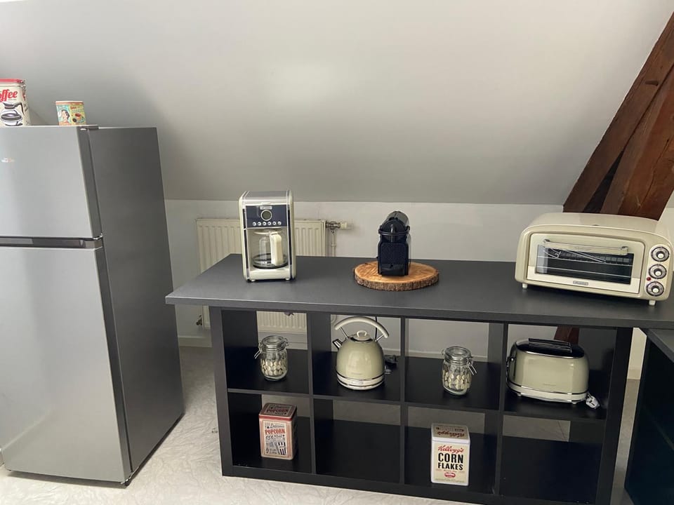 Coffee/tea facilities, Kitchen or kitchenette