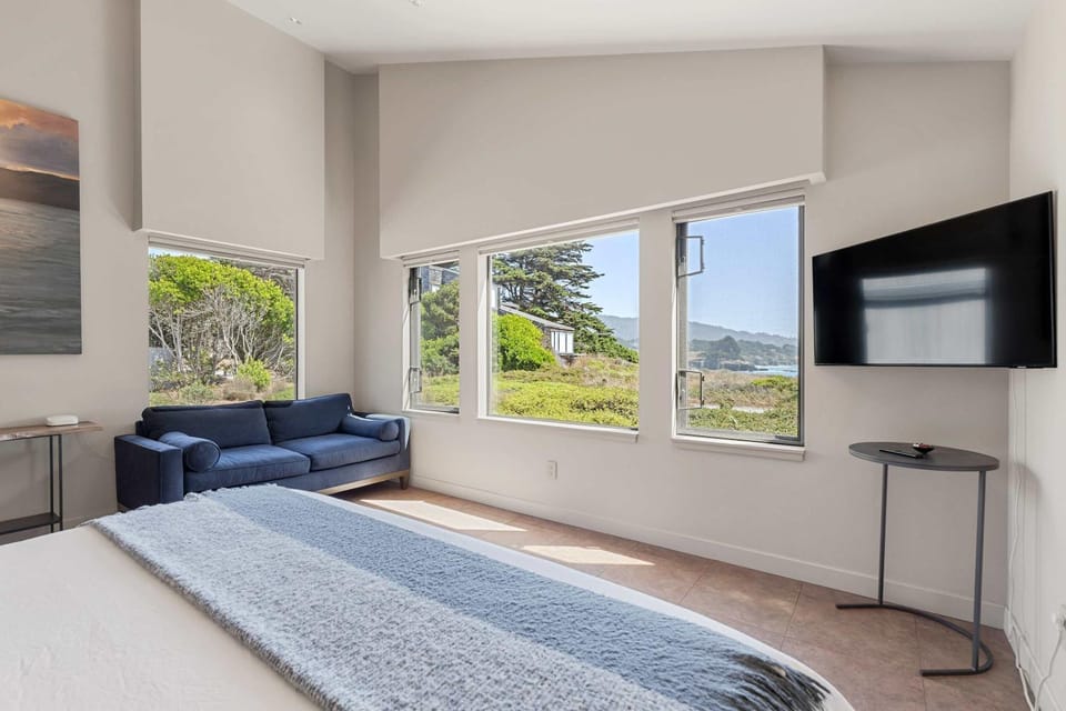 Seaspray House in Sonoma County