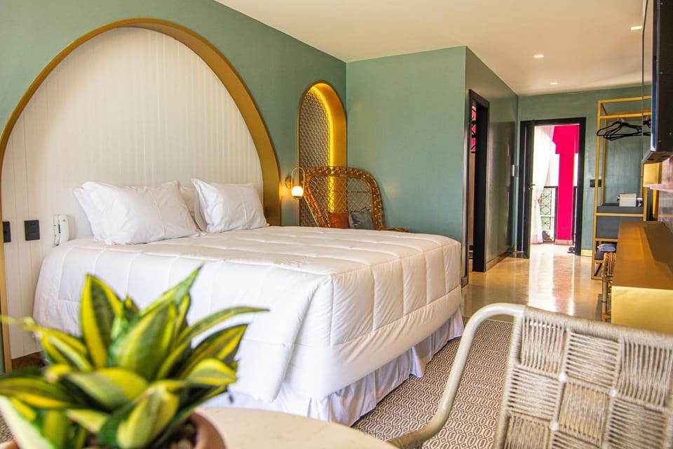 Bed, Coffee/tea facilities, Photo of the whole room, Bedroom