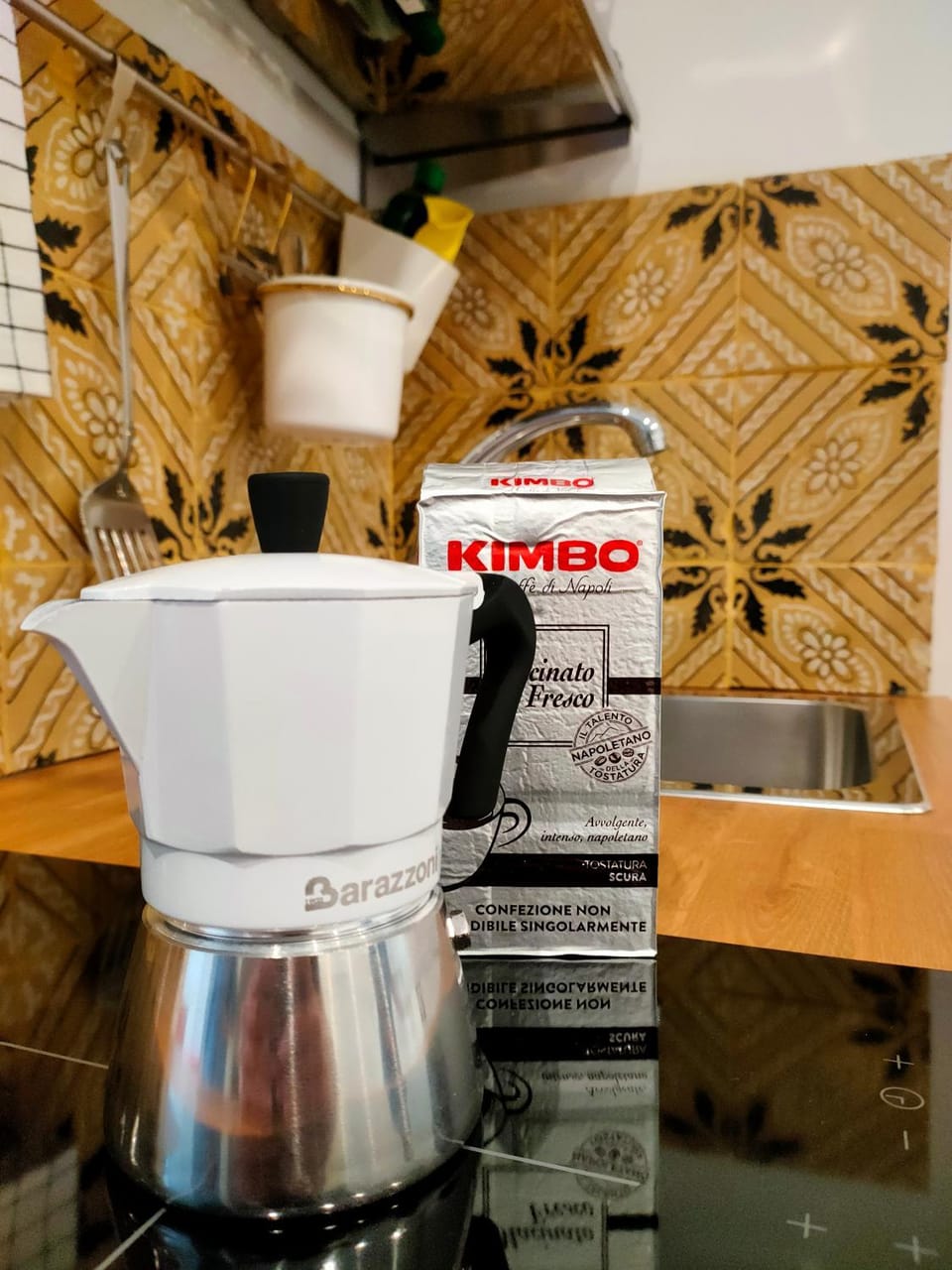Coffee/tea facilities, Kitchen or kitchenette