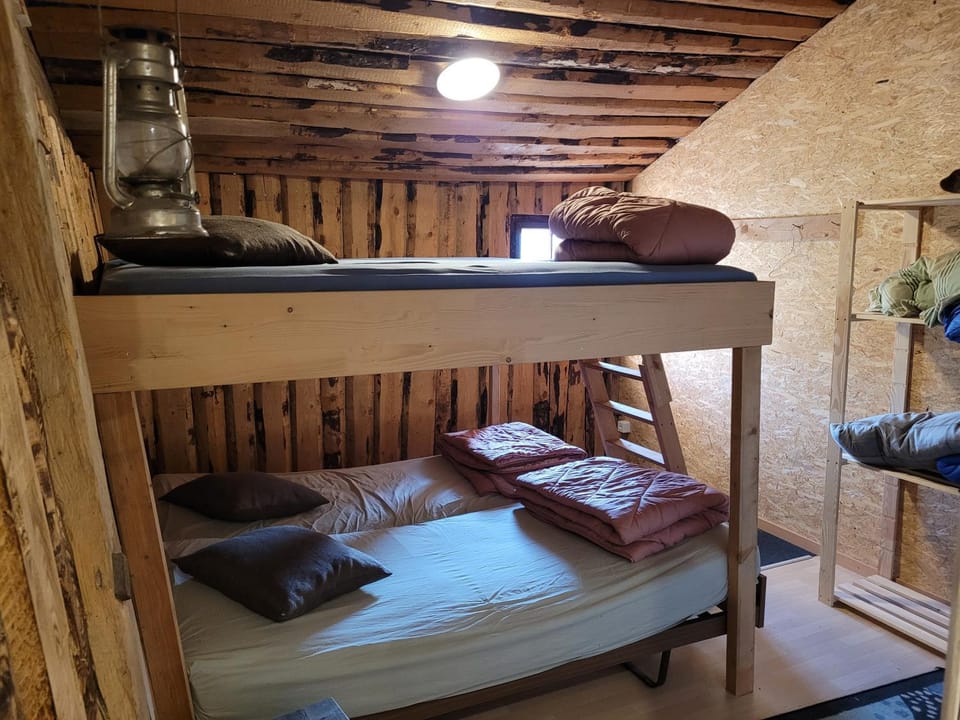 Photo of the whole room, bunk bed