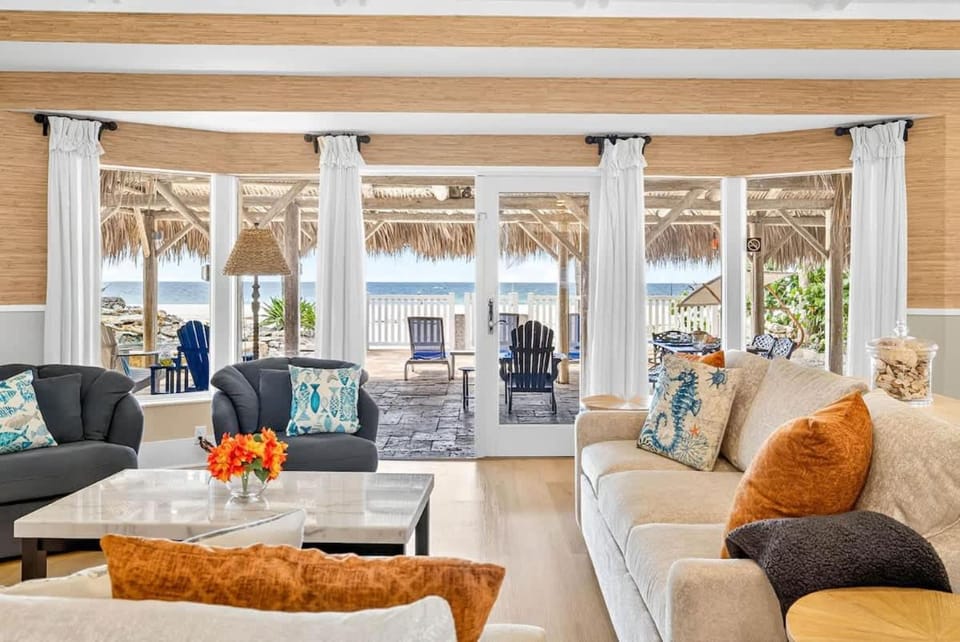 Gulf Front Dreams House in Clearwater Beach