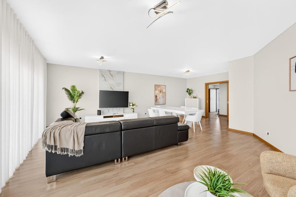 Luxurious Apartment Funchal - Casa Valentina - Rent2U, Lda Apartment in Funchal