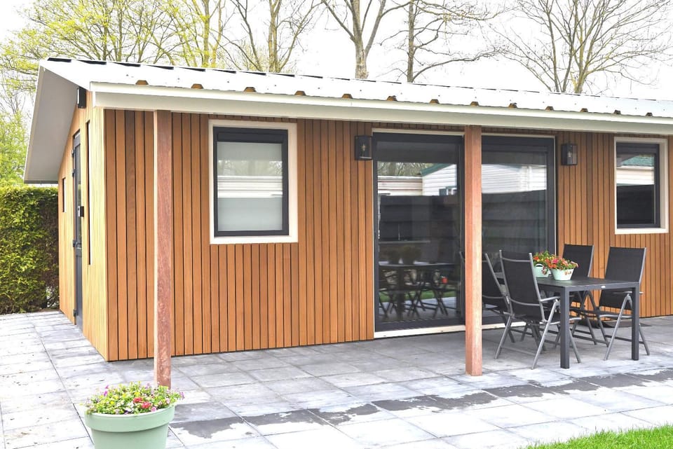 Wad Mooi Chalet in Friesland, Netherlands