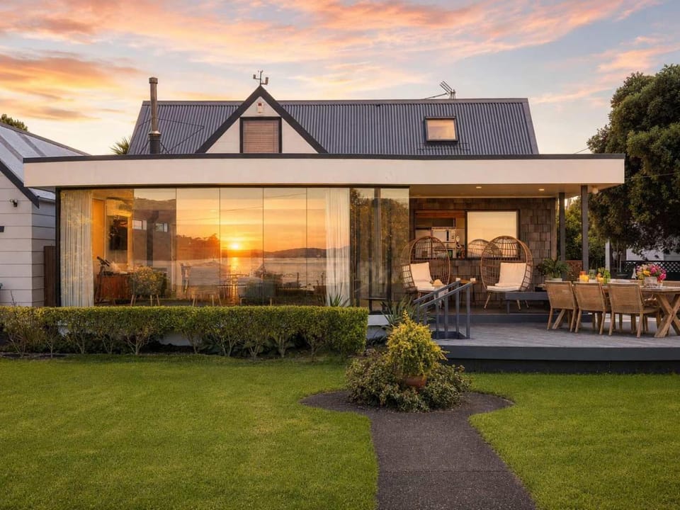 Blackpool Bayside - Stay Waiheke House in Auckland Region