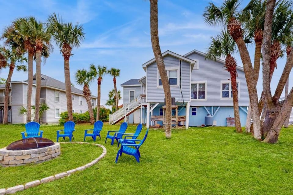 Myra's Cottage House in Edisto Beach