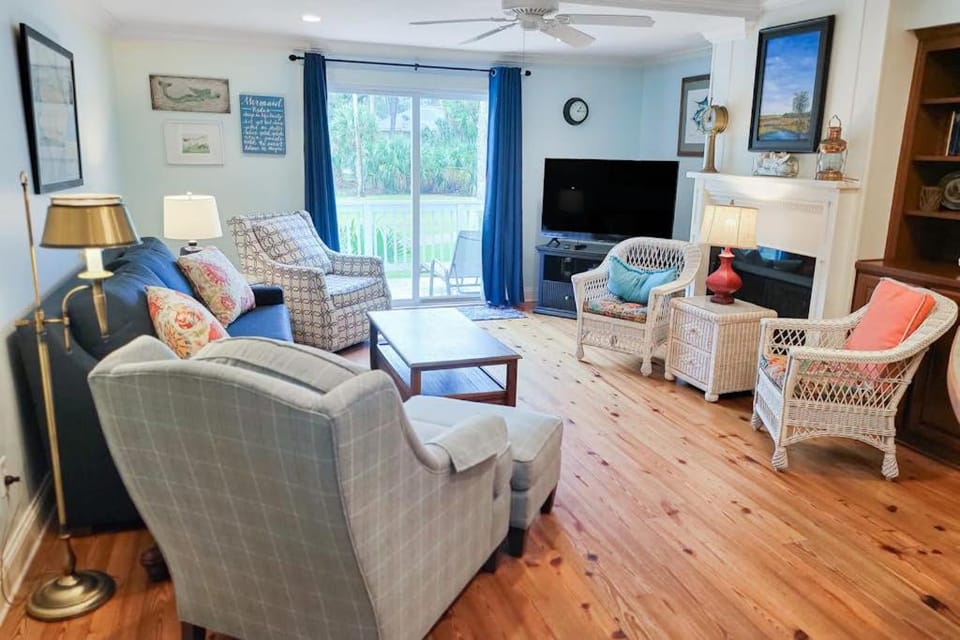 Driftwood Villa - 280 House in Edisto Beach