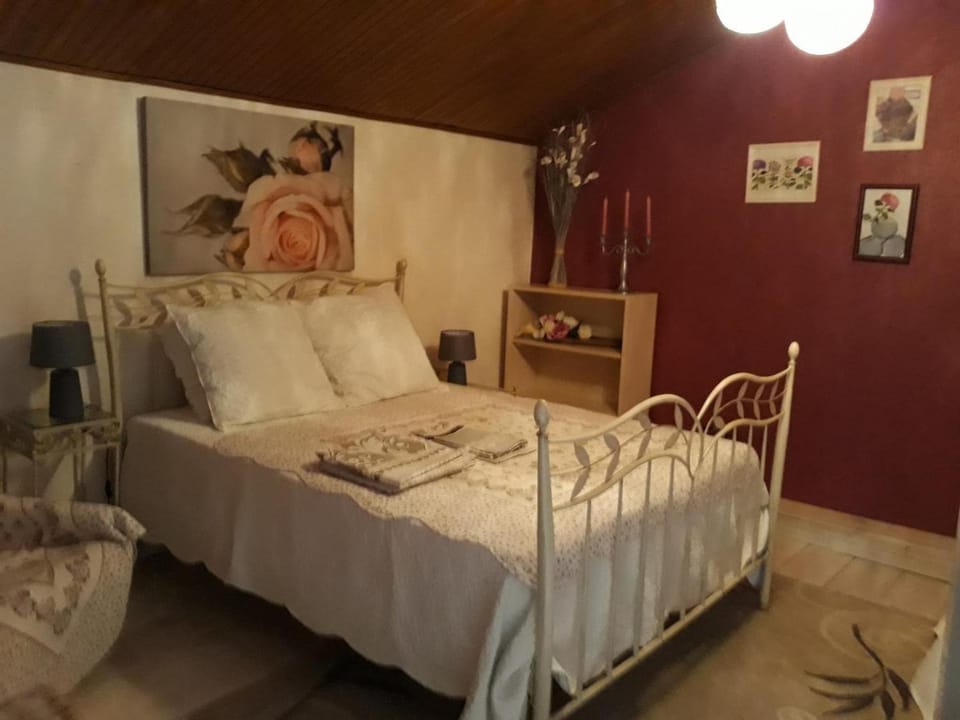 Maison de charme avec piscine privative et aire de jeux en plein cœur du Périgord - FR-1-616-80 House in Occitanie