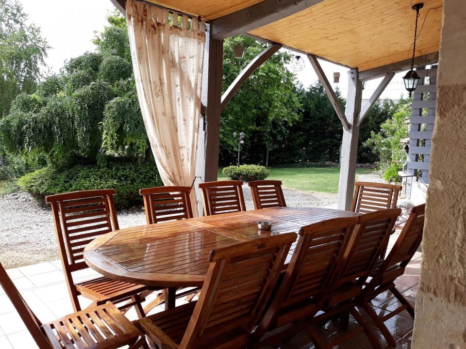 Maison de charme avec piscine privative et aire de jeux en plein cœur du Périgord - FR-1-616-80 House in Occitanie