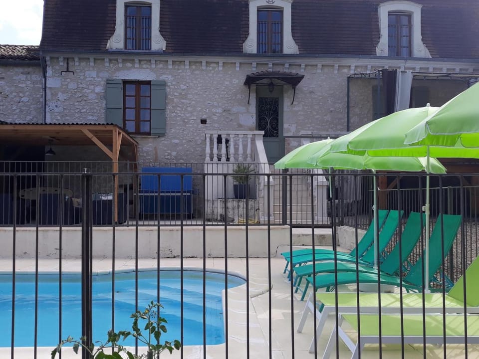 Maison en pierre avec piscine privée, idéal familles, proche Bastides du Périgord - FR-1-616-81 House in Occitanie