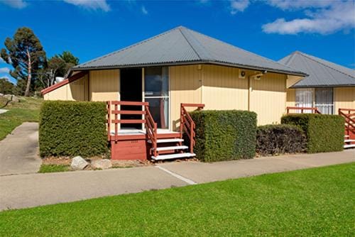 The Station Hotel Campground/ 
RV Resort in Jindabyne
