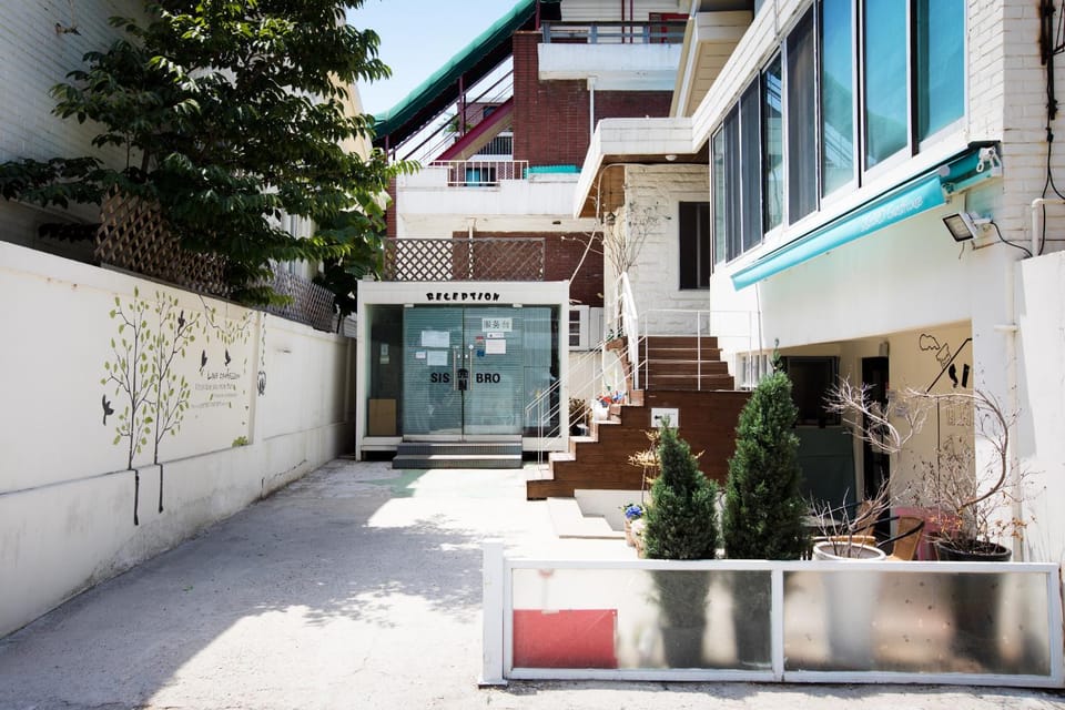 Facade/entrance, Internal: Not applicable to any particular room