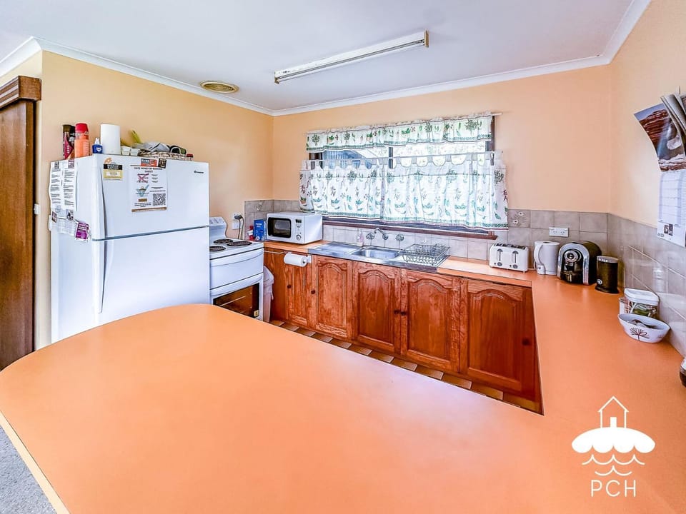 Beach Karma Stay 3 Pay 2 Winter Special House in Sandy Point