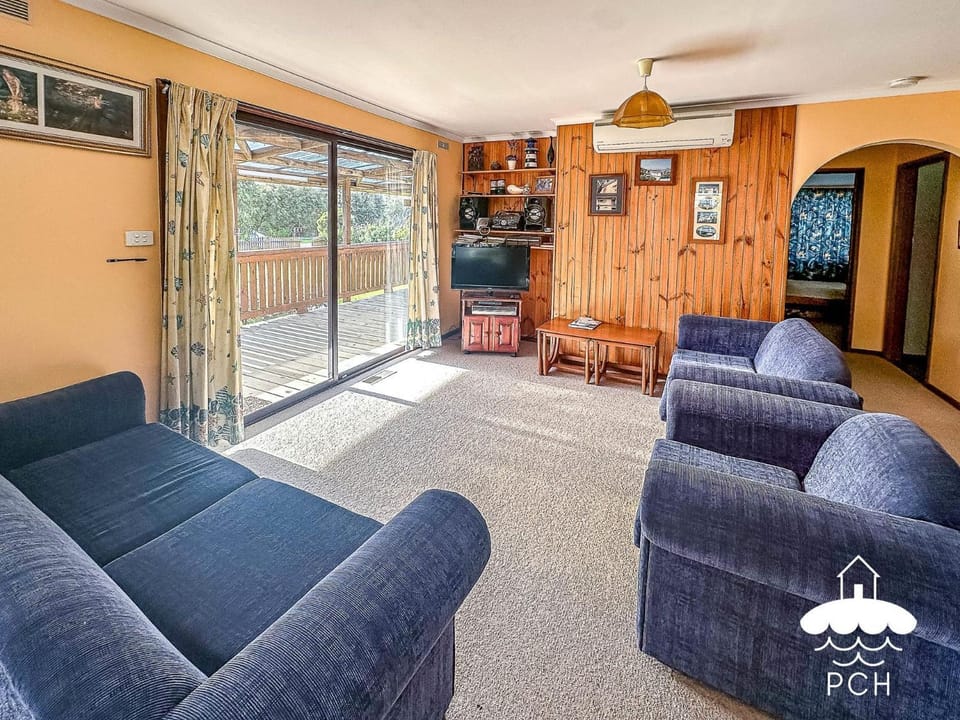 Beach Karma Stay 3 Pay 2 Winter Special House in Sandy Point