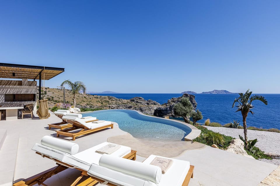 Patio, Balcony/Terrace, Pool view, Sea view, Swimming pool, sunbed