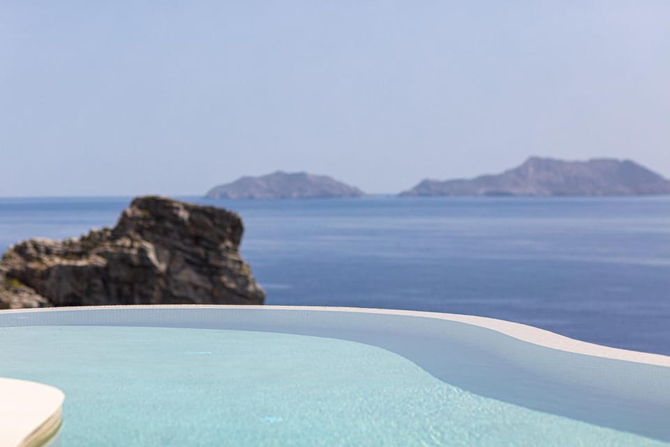Sea view, Swimming pool