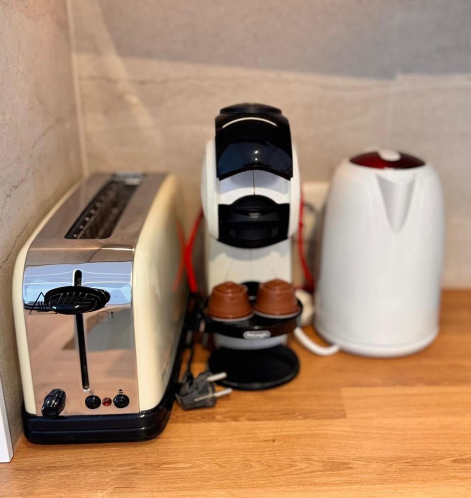 Kitchen or kitchenette, kitchen