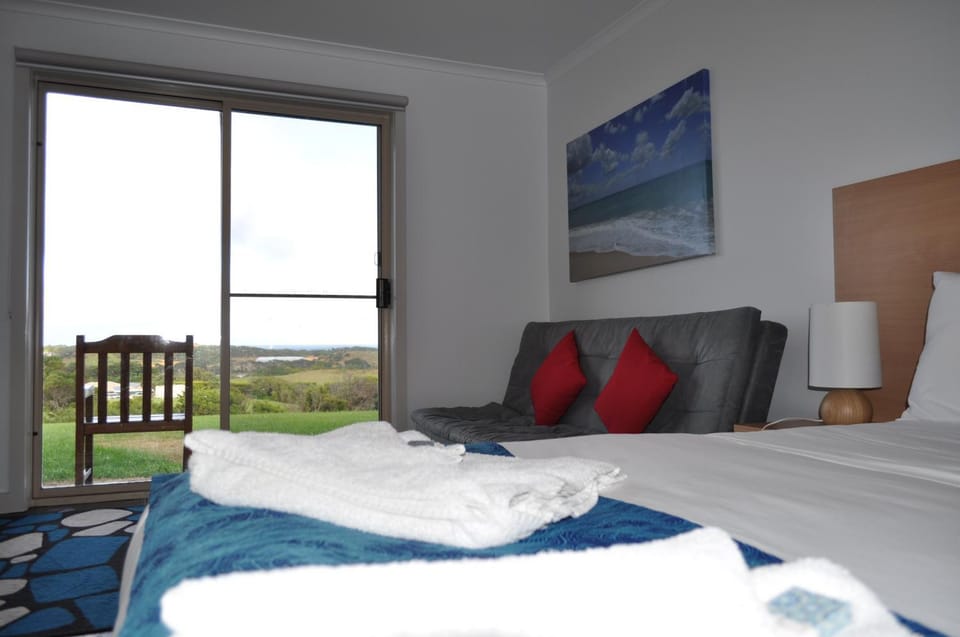 Bed, Natural landscape, Living room