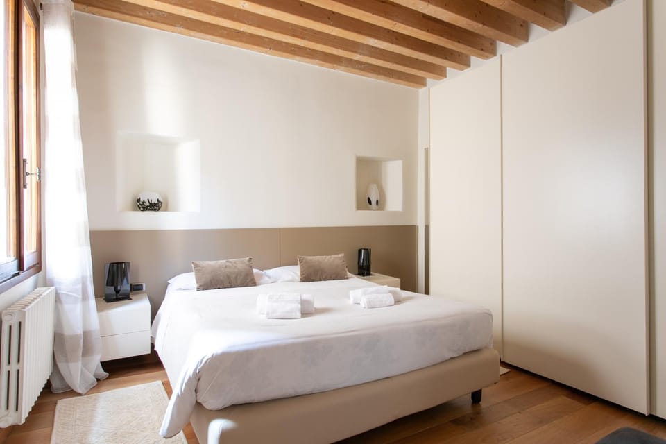 Calle Teatro Vecchio - Venezia Apartment in Venice