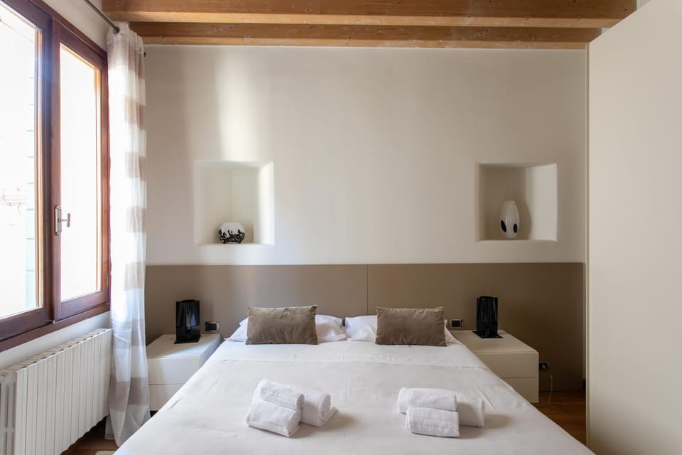 Calle Teatro Vecchio - Venezia Apartment in Venice