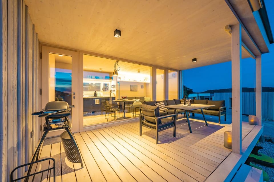 Patio, Balcony/Terrace, Seating area, Dining area