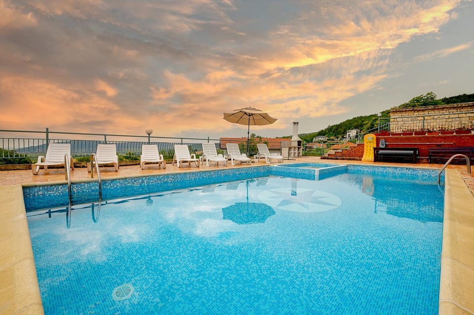 Property building, Patio, Swimming pool