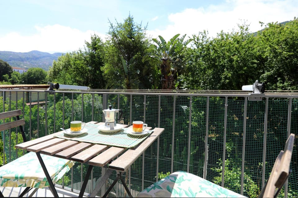 Property building, Balcony/Terrace