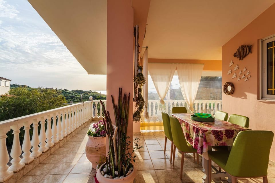Balcony/Terrace, Dining area