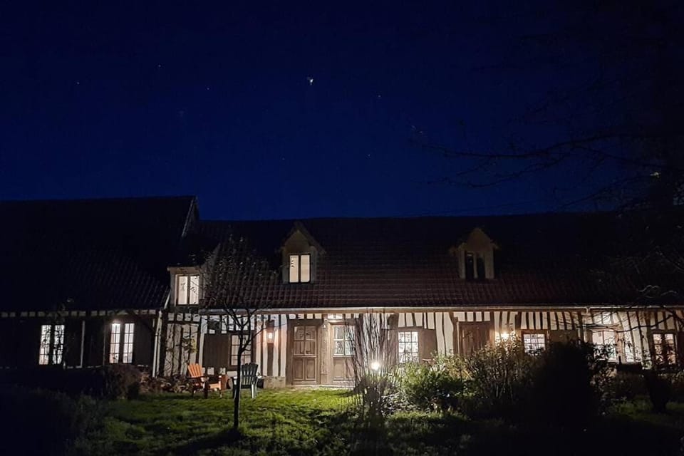 La Lanterne: Grande maison à deux pas de la mer House in Normandy
