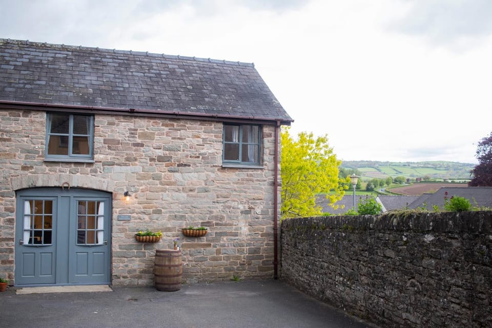 Property building, View (from property/room)
