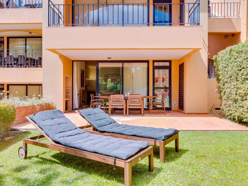 Patio, Facade/entrance, Garden