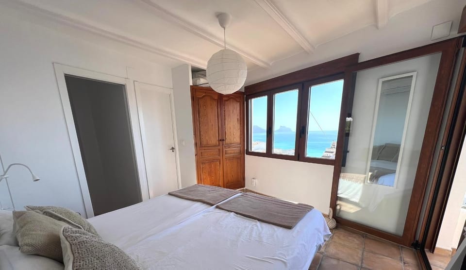 Bedroom, Sea view