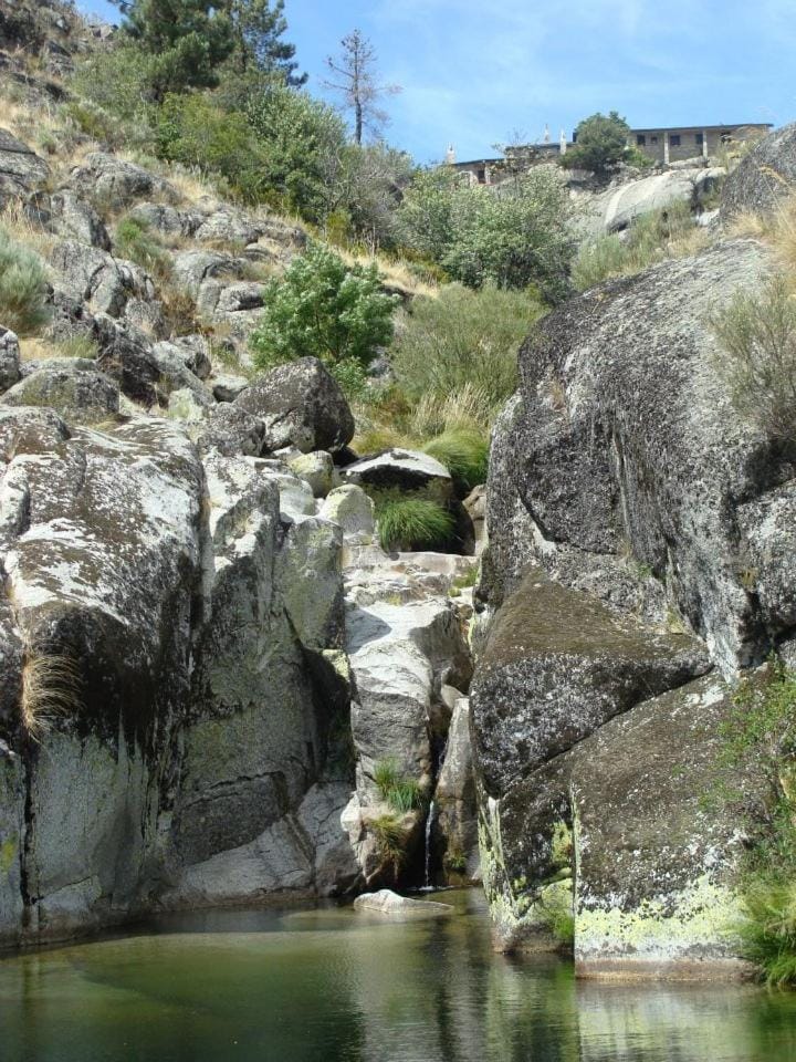 Salto do Lobo - Montain houses with private river Vacation rental in Extremadura, Spain