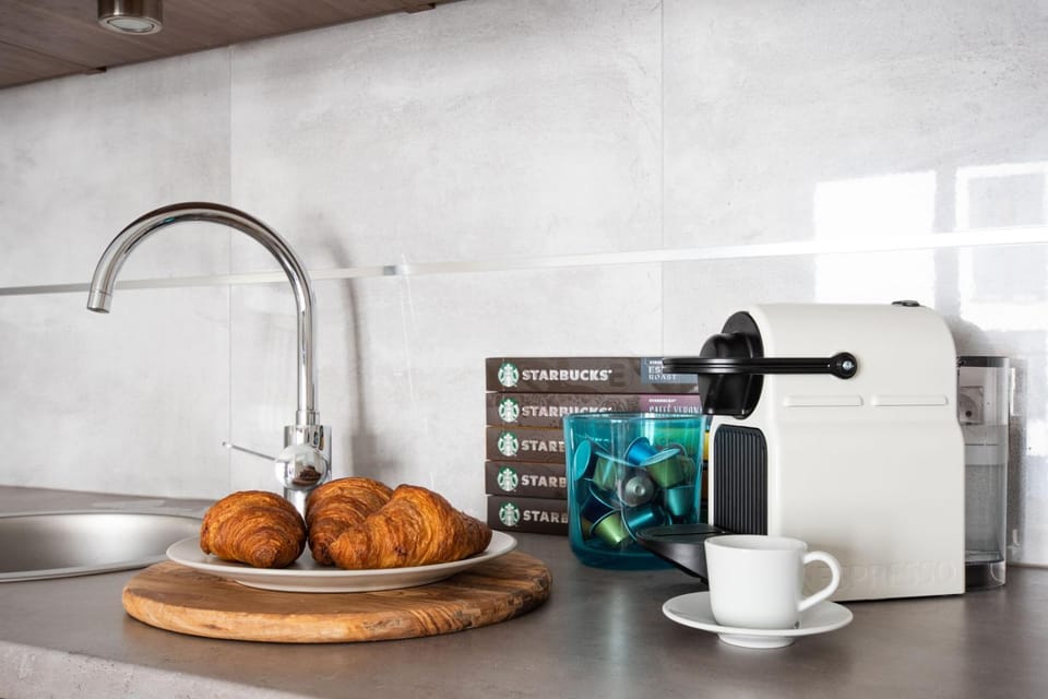 Coffee/tea facilities, Kitchen or kitchenette