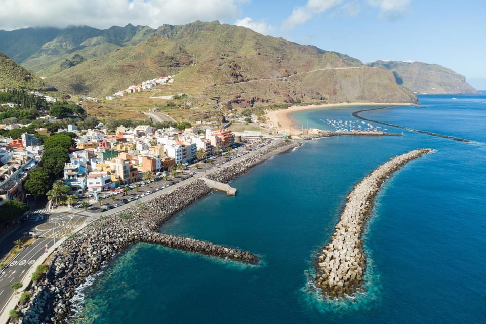 Property building, Off site, Bird's eye view, Beach