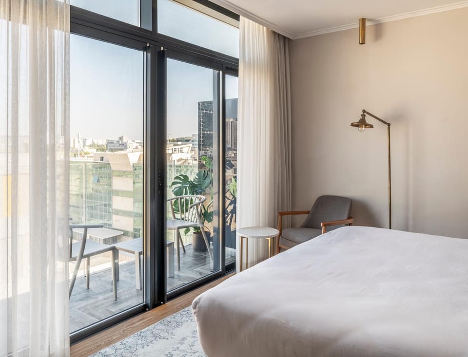 Bed, View (from property/room), Balcony/Terrace, Bedroom