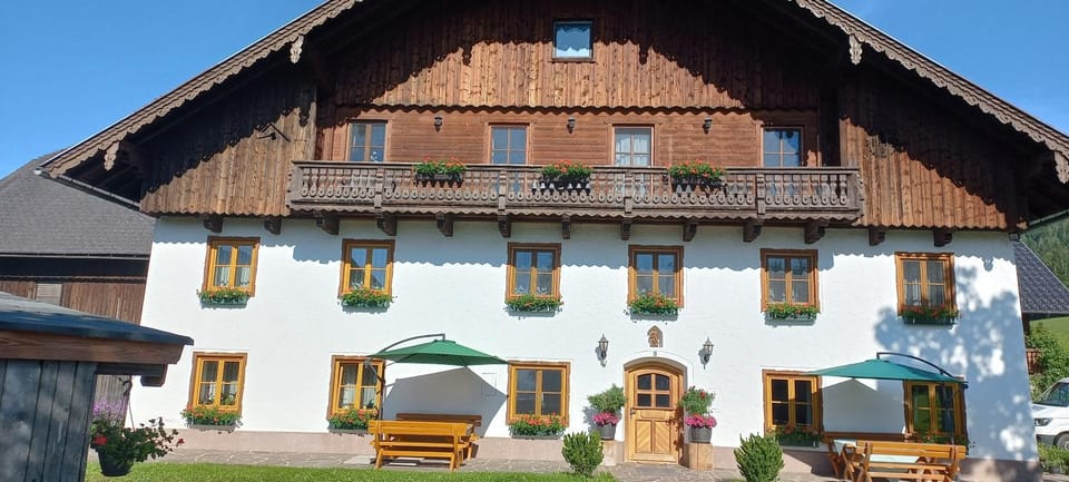 Eisl Apartment in Salzburgerland