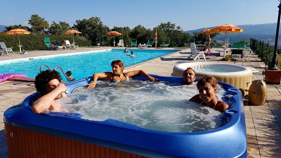 Day, People, Hot Tub, Hot Tub, Pool view, Swimming pool, Swimming pool