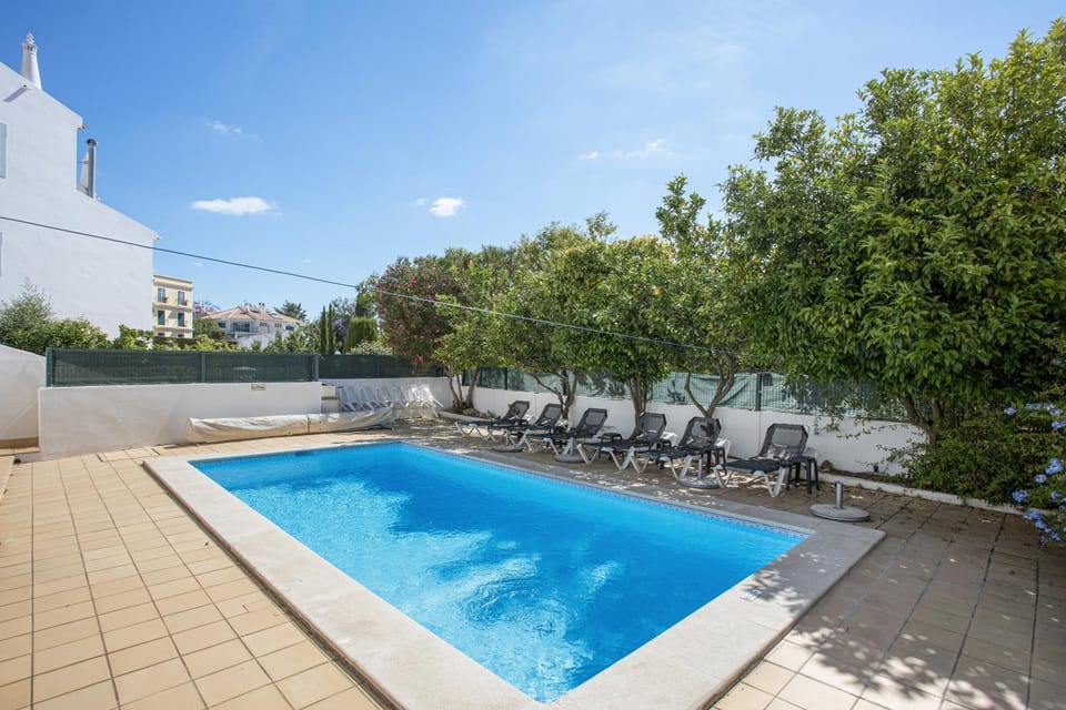 Property building, Swimming pool