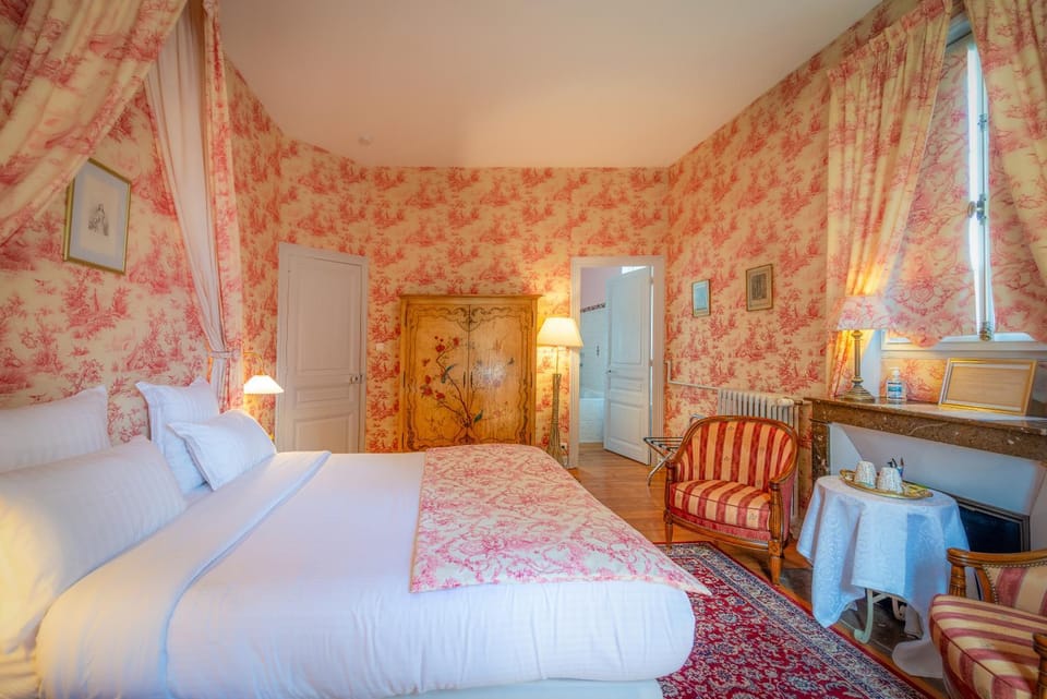 Le Moulin de Francueil Bed and Breakfast in Centre-Val de Loire