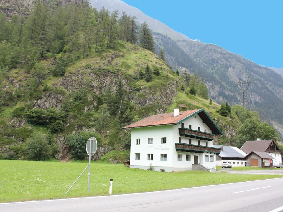 Property building, Summer