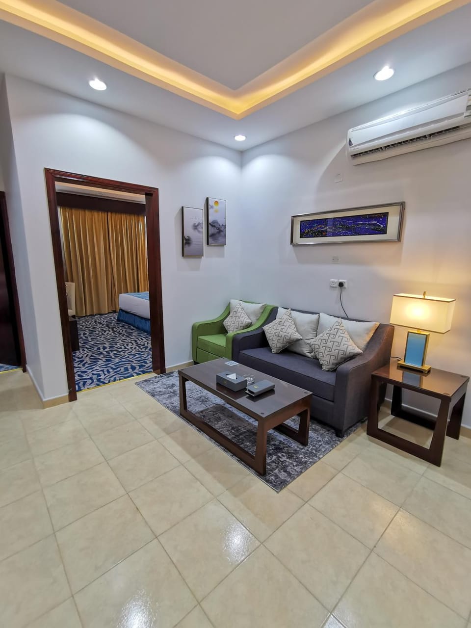 Living room, Seating area