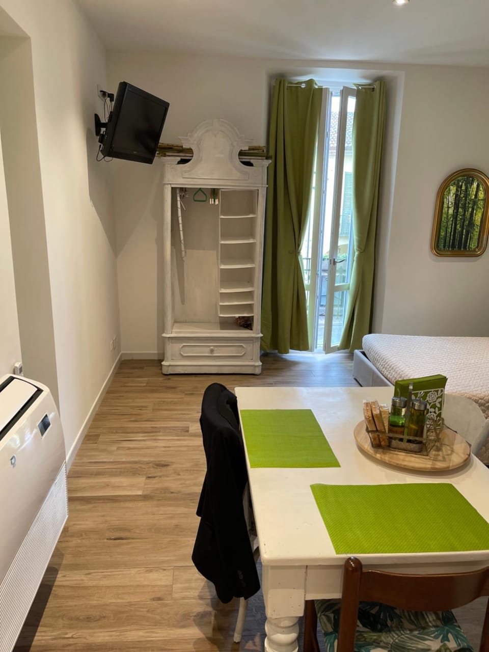 Green Appartamenti i Portici nel centro storico Apartment in Lombardy